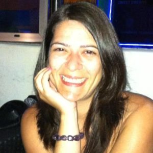 Cynthia Valente - Blogue Insónias